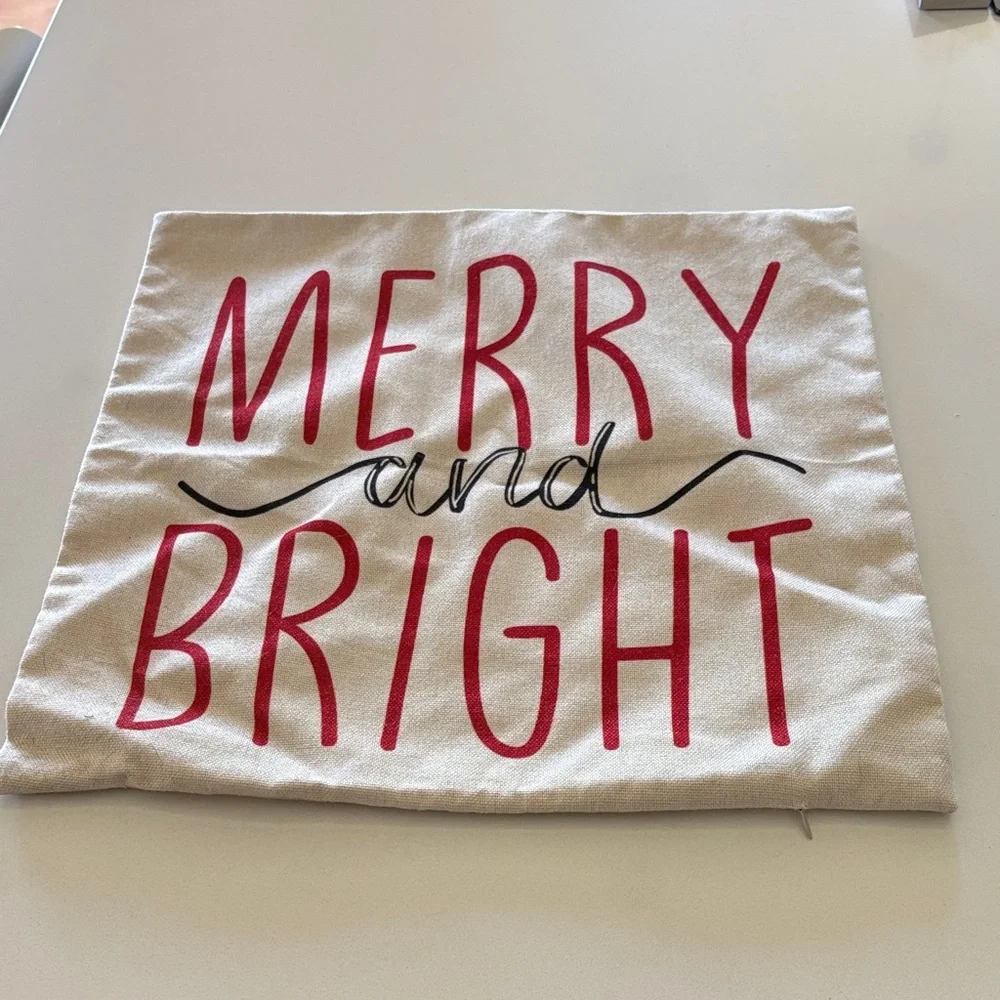 Festive Holiday 4 Pillow Covers